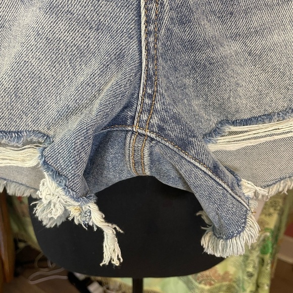 Judy Blue Los Angeles High Waisted Denim Distressed Shorts. Size Small. $100+ - Picture 3 of 7